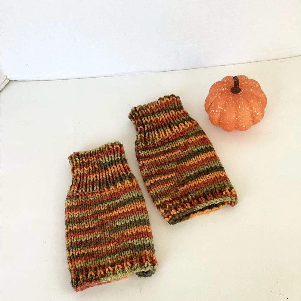 Gloves Fingerless Hand Crafted Colorful Striped Orange Greens Rust Ribbed